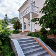 IMG-1dd5f5616b126da8ad7f82a589487373-V